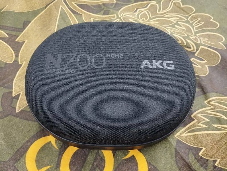 Samsung Wireless headphones (AKG N700NCM2) 2