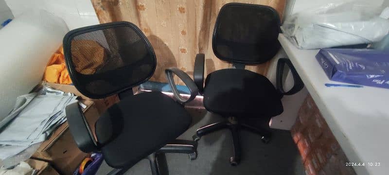 2 Computer Chairs | Revolving chairs | Office chairs 2
