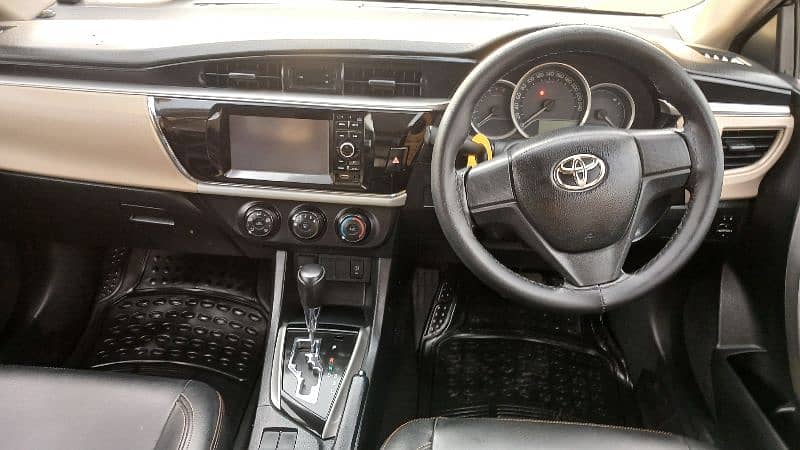 Toyota corolla Altis 1.6 total Genuine 9