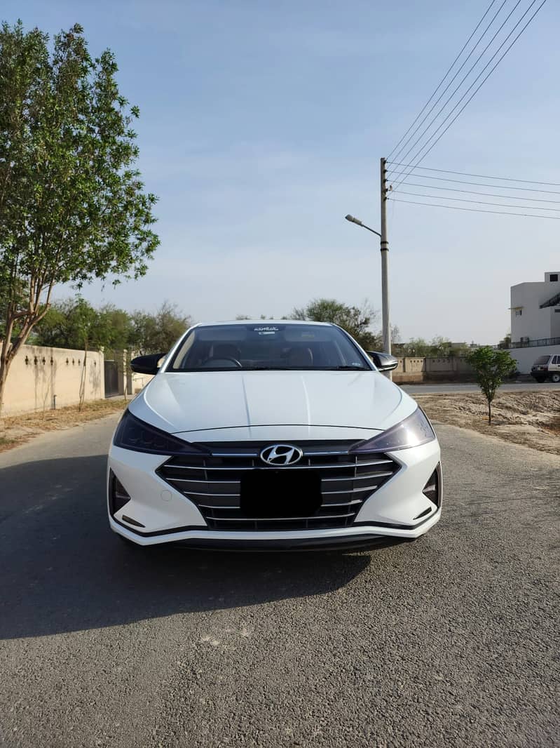 Hyundai Elantra GL 2022 1