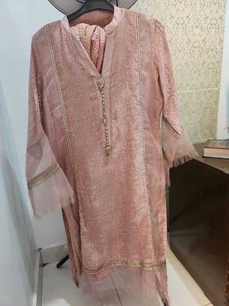 Tea pink 3 pc stitched suit in size M 0
