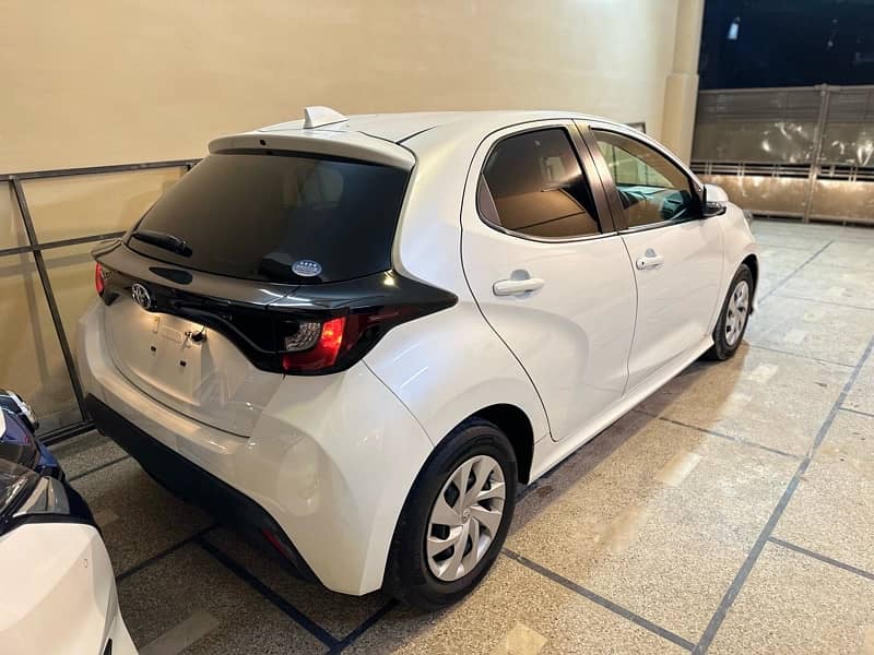 Toyota Yaris 2020 3.5 Grade Fresh 2024 Import New car yaris japanese 13