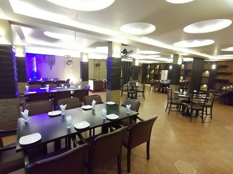 11 Marla Commercial Riaz Family Restaurant In Model Town For Rent 33