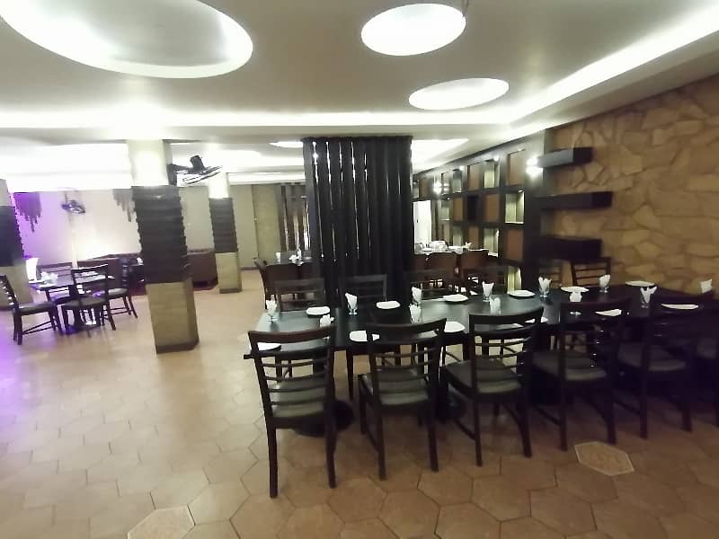 11 Marla Commercial Riaz Family Restaurant In Model Town For Rent 47