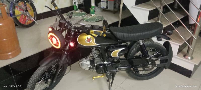 Brand new Cafe Racer (Modified) 1