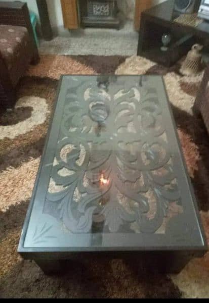 Very beautiful heavy carved center table 03335138001 1