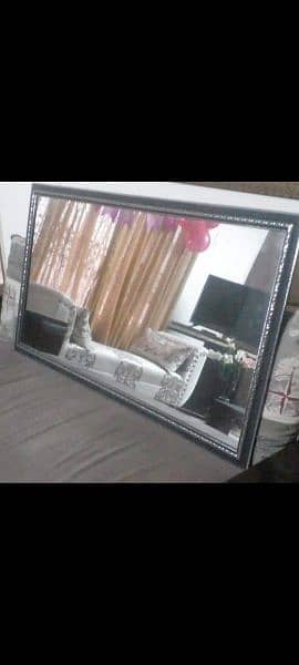 Very beautiful heavy big Arcylic Mirror Available03335138001 0