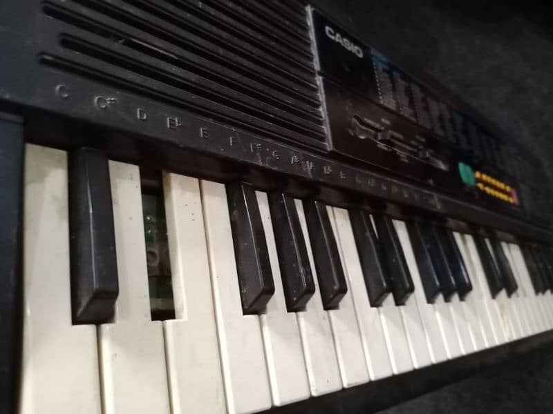 casio ma100 piano (condition not working right now) 1