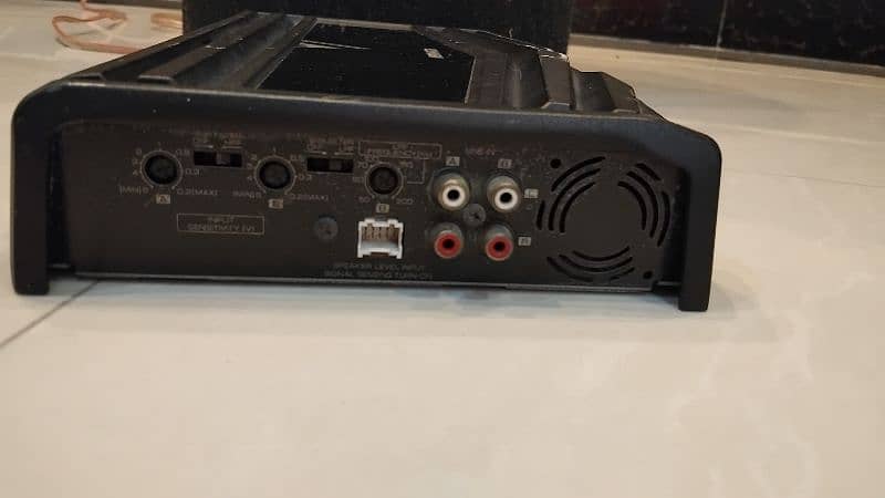 Kenwood KAC-PS847 4-Channel Car Amplifier, 800W 3