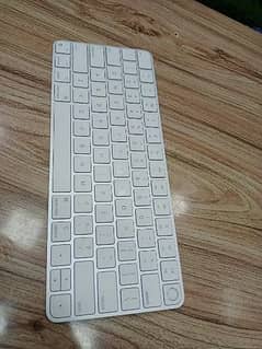 apple magic 3 keyboard with touch id modal A2449 Bluetooth wireless