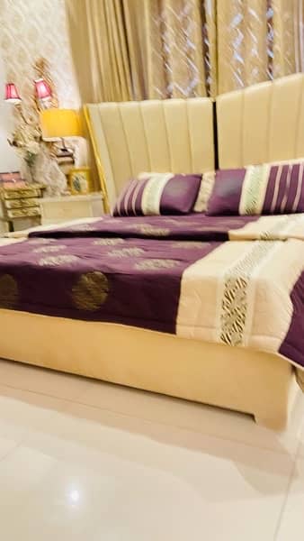 designer bedset in perfect condition 4