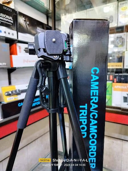 Tripod Stand | Stock Available | 6ft height 0