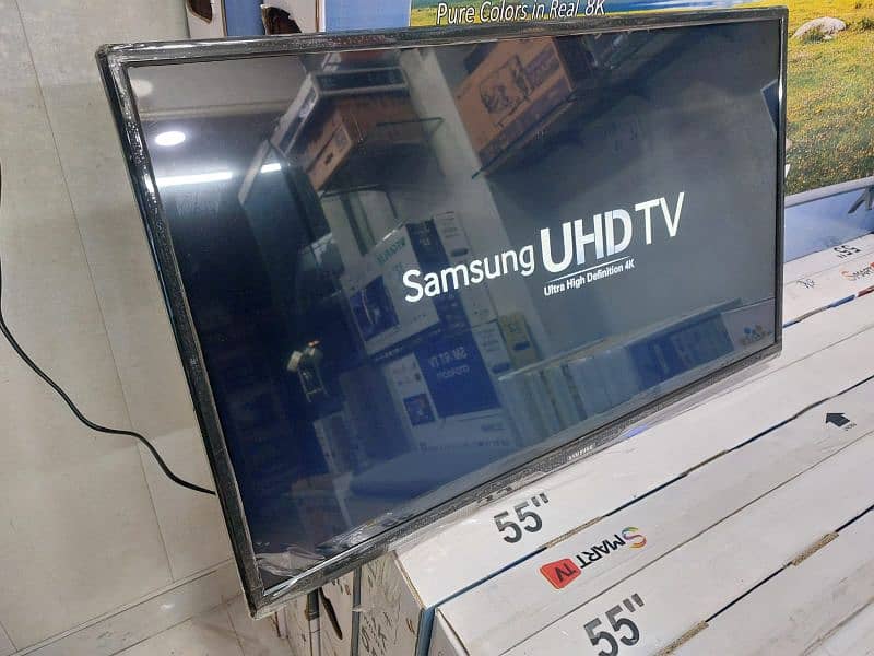 32 INCH Q LED SAMSUNG 4K UHD Q LED TV.   03230900129 2