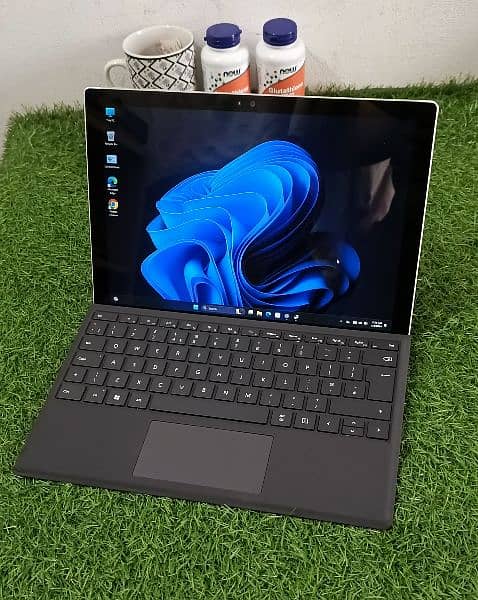 Surface Pro 6 i7 16GB 512GB New Condition 4K Touch Display 2