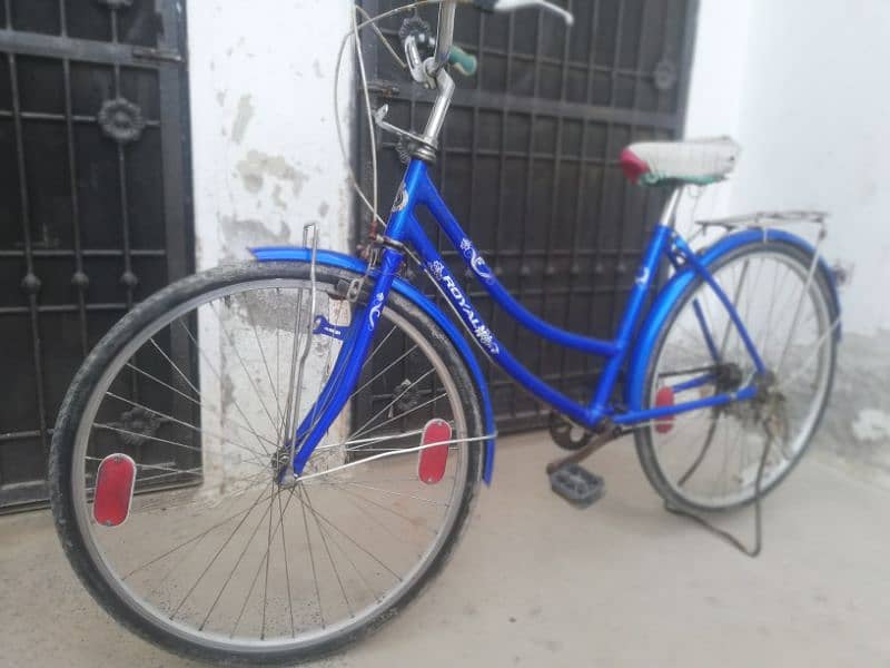 royal  cycle blue color 4