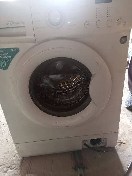 7 kg front load laundry 8