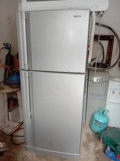 Hitachi Refrigerator Good condition Original condition 0