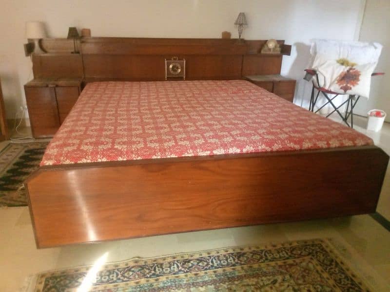 queen size bed set with dressing table 1