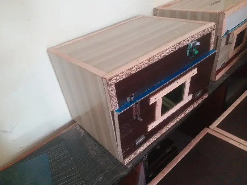 30 eggs incubator manual, semi or full automatic for hatching eggs — photo 3