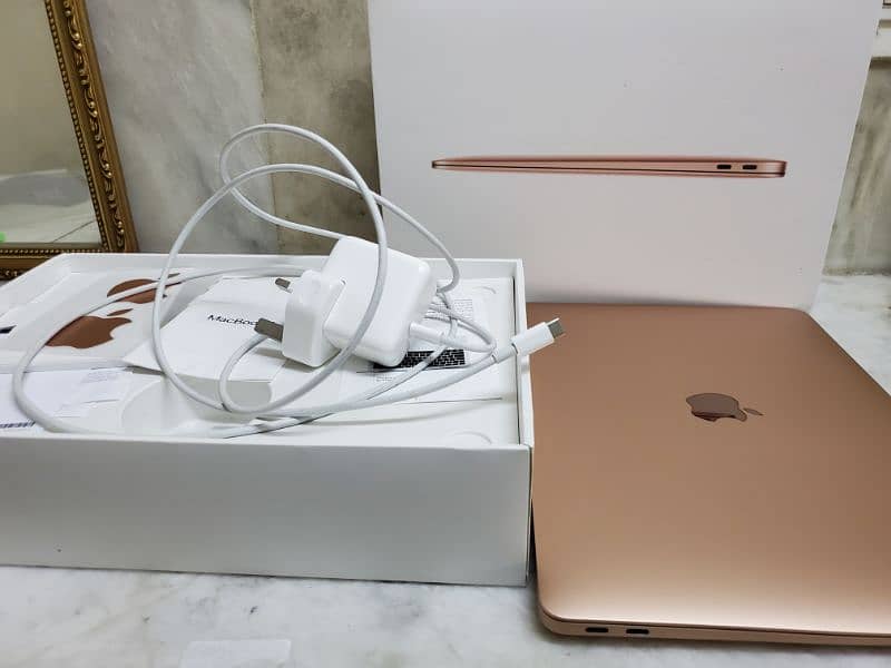 Macbook Air M1 Gold New Scratchless 10/10 Condition. 3 months Warranty 8