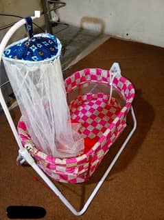 baby swing new urgent sale very comfortable 0