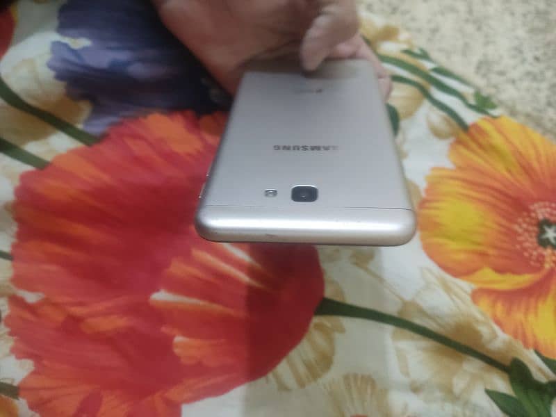 Samsung Galaxy J7 Prime 2 (Read add) 6