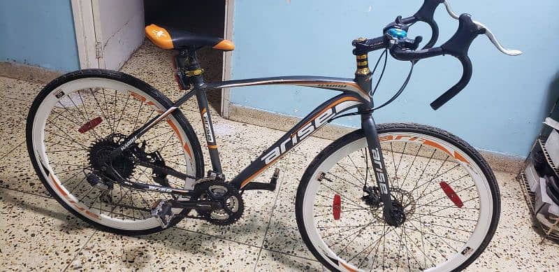 Hybrid Bicycle in new condition 3