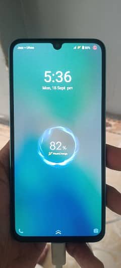 Vivo v25 5g
256 gb 12+8 ram 0