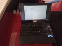 Samsung Chromebook laptop for sale in good condition slidely used