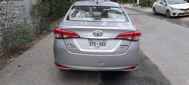 Toyota Yaris 1.3 ativ cvt 2021 3