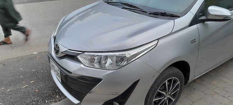 Toyota Yaris 1.3 ativ cvt 2021 8