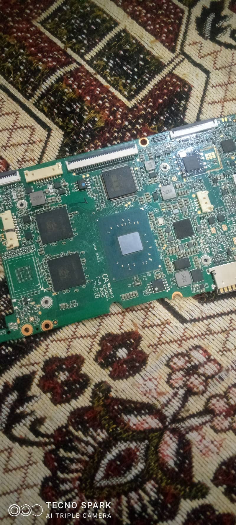 Intel Celeron processor chipset 6GB ram and 1USB and 1HDMI port 7