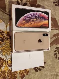 Apple iphone xs for sale in 10/10 condition. With Box and Charger. . .