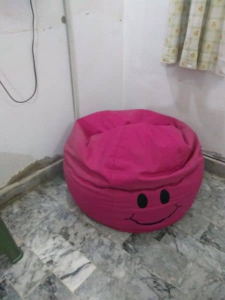 smile bean bag 1