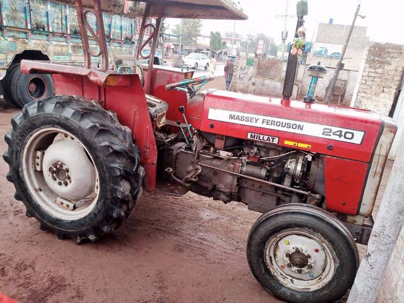 Tractor 240  Mobile number 03184940662 0