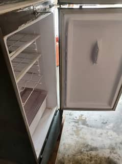 fridge new working condition