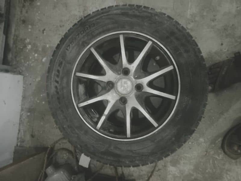 Tyres with alowrims 0