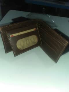 Leather wallet karighar chahiye