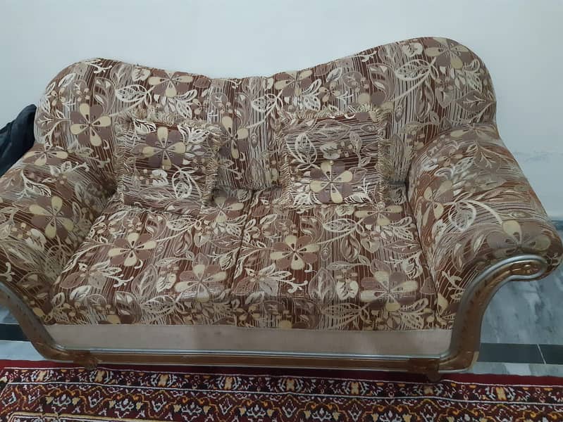 6 Seater Sofa Set for Urgent Sale 2