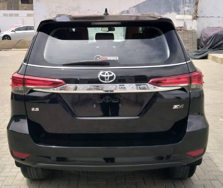 Toyota Fortuner Sigma 2018 3