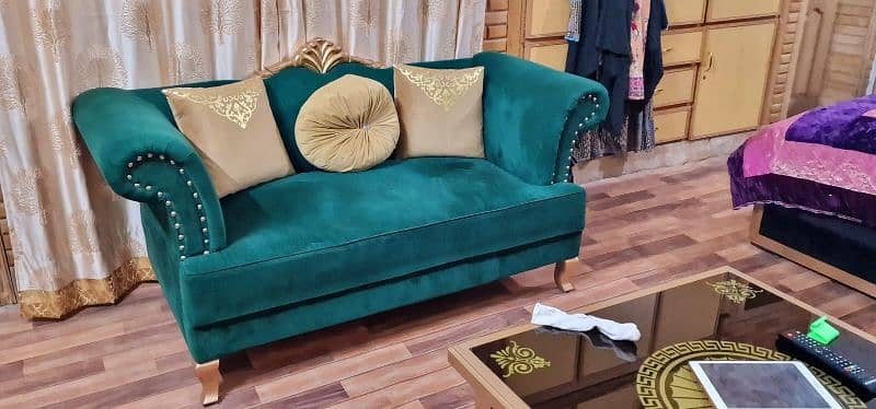 Only 2 seater sofa (urgent sale] 4