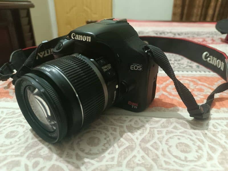 DSLR-Camera-Canon EOS Rebel T1i with 18-55mm 1