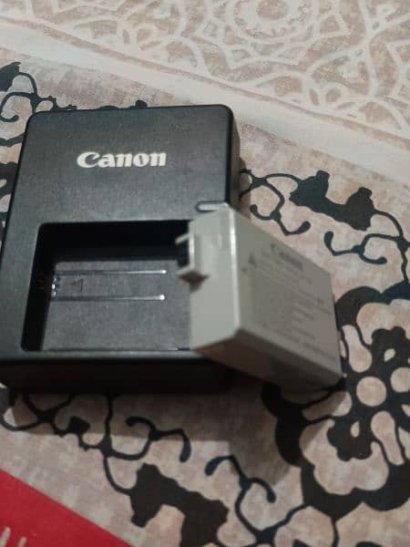 DSLR-Camera-Canon EOS Rebel T1i with 18-55mm 10