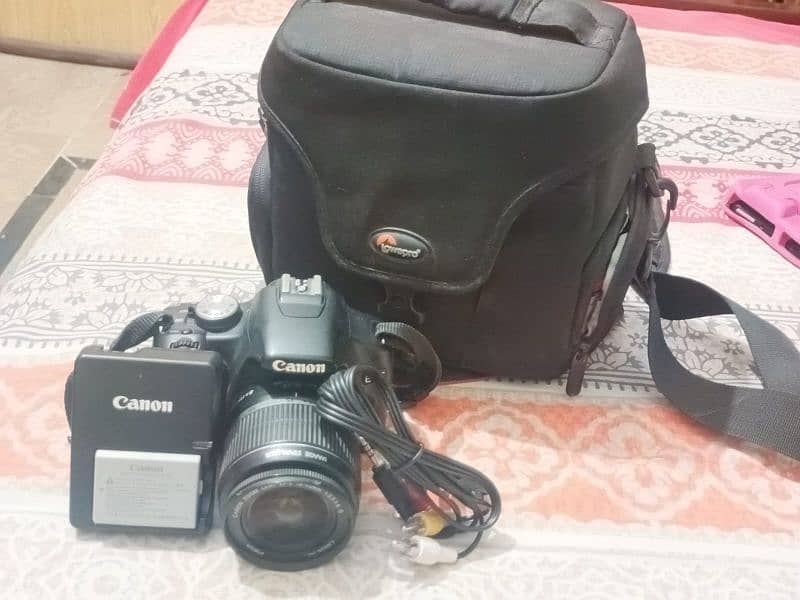 DSLR-Camera-Canon EOS Rebel T1i with 18-55mm 11