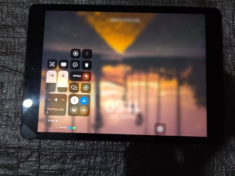 iPad 7 generation All Ok not any fault 10/10 condition. 7