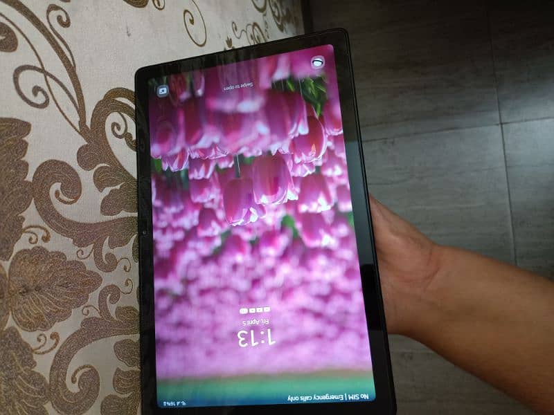 Samsung Tab A7 for urgent sale 3