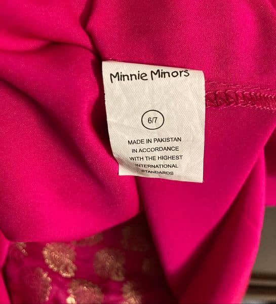 Minnie Minors Boutique Collection Pre-Loved Age:6-7 Yr(As Good As New) 3