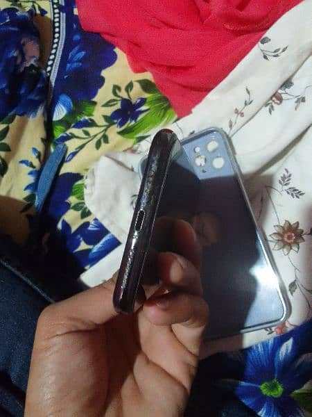 iphone 11 pro max 256 gb non pta jv only spot on panel 9