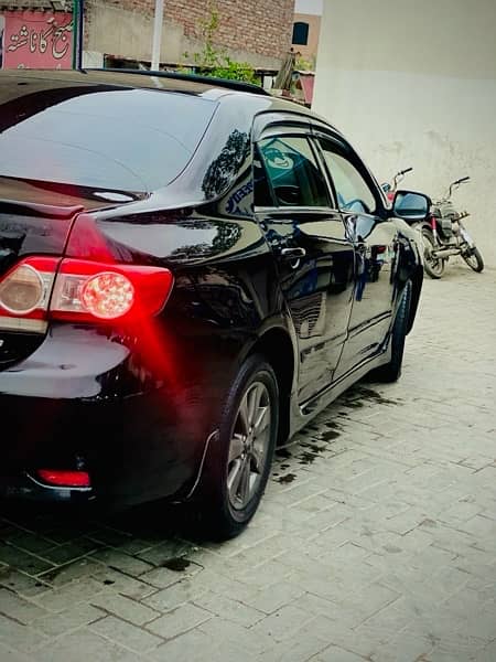 TOYOTA ALTIS 2010 1.8 BLACK SUNROOF AUTOMATIC 5