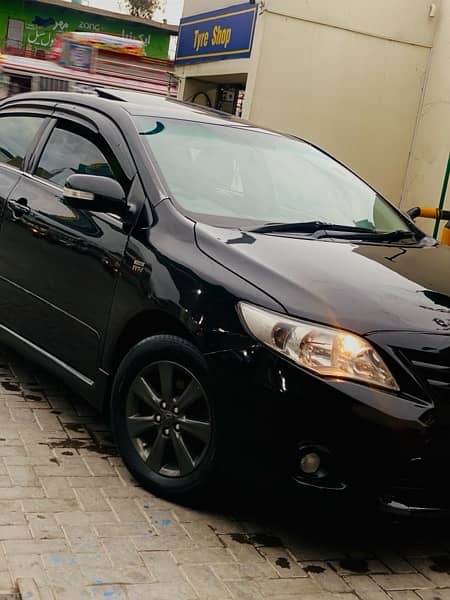 TOYOTA ALTIS 2010 1.8 BLACK SUNROOF AUTOMATIC 6